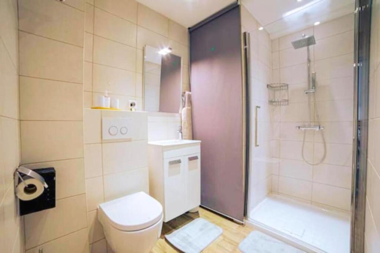 Cocoon Center - Rue D'Antibes - 200M Plage- Clim - Wifi - Unique Cannes Buitenkant foto